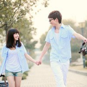 咬女生小头头视频
